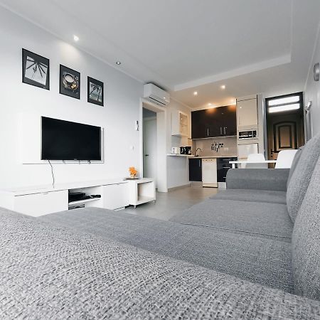 Apartment La Fiesta Арона Екстер'єр фото