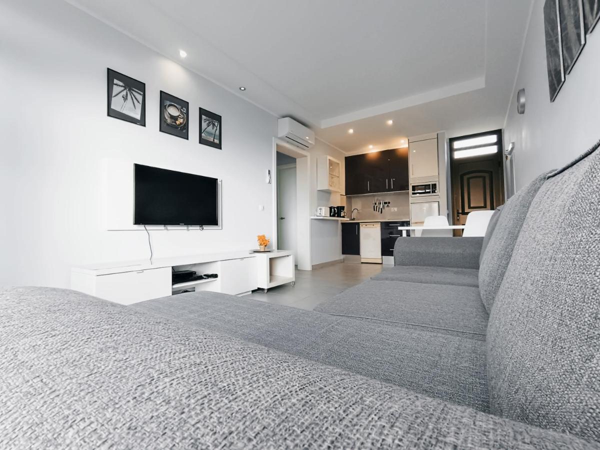 Apartment La Fiesta Арона Екстер'єр фото
