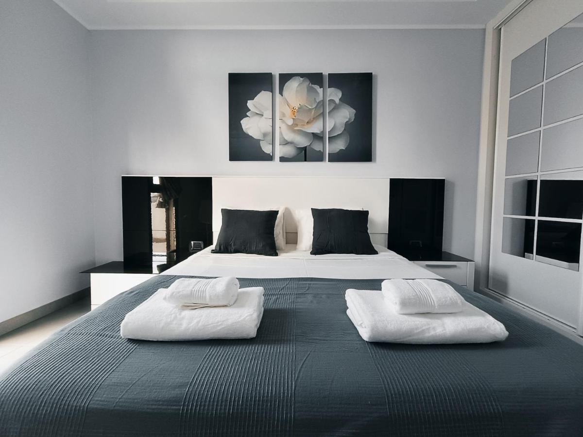 Apartment La Fiesta Арона Екстер'єр фото